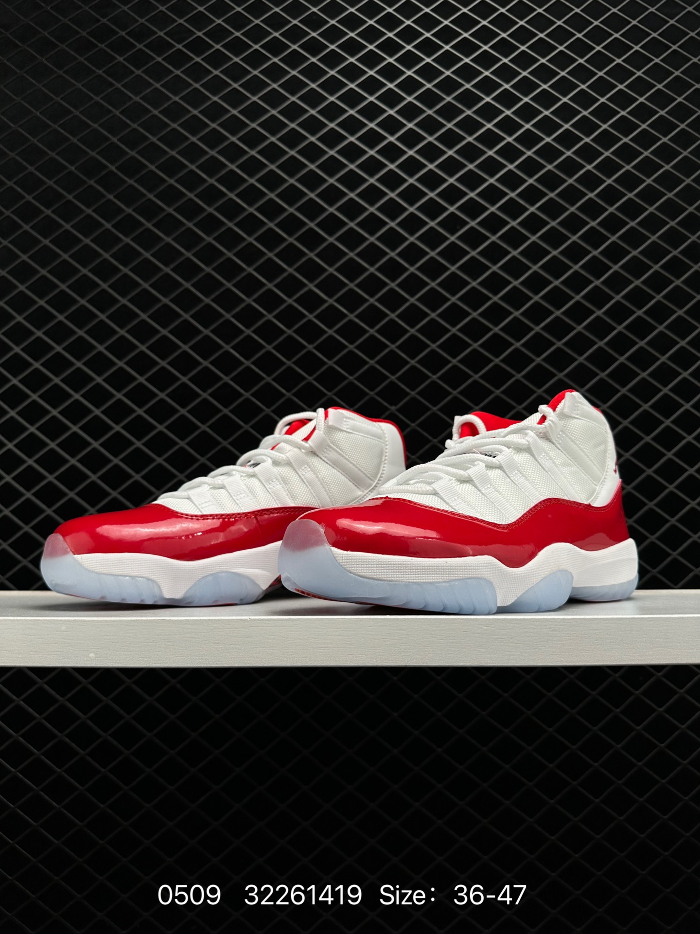 Air Jordan 11 Retro Low 